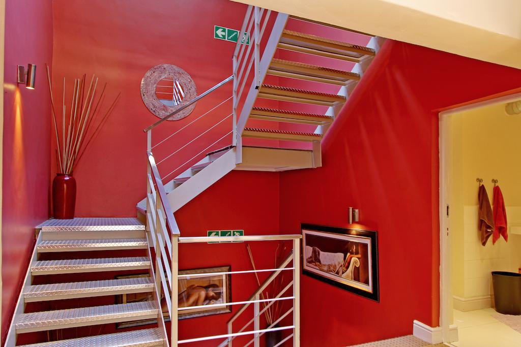 Forty8 Backpackers Hotel Le Cap Extérieur photo