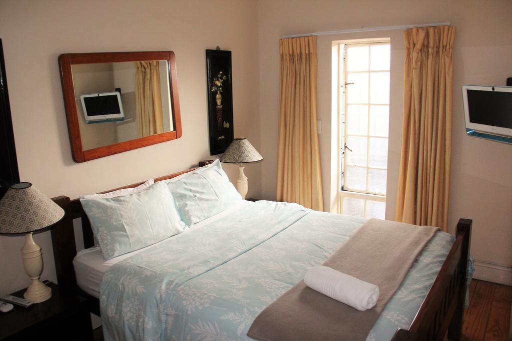 Forty8 Backpackers Hotel Le Cap Extérieur photo