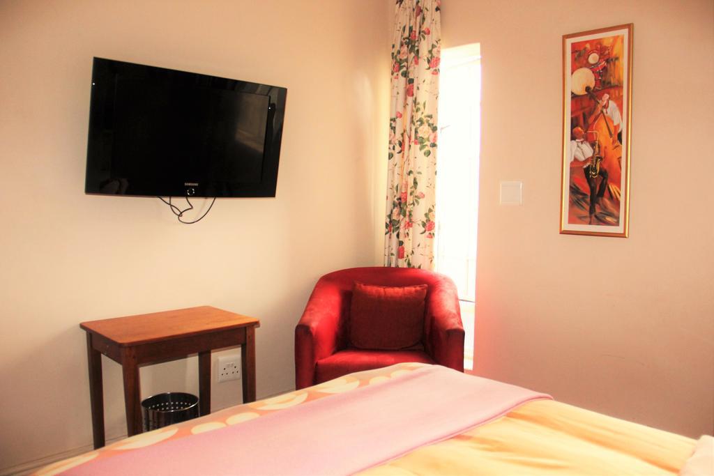 Forty8 Backpackers Hotel Le Cap Extérieur photo