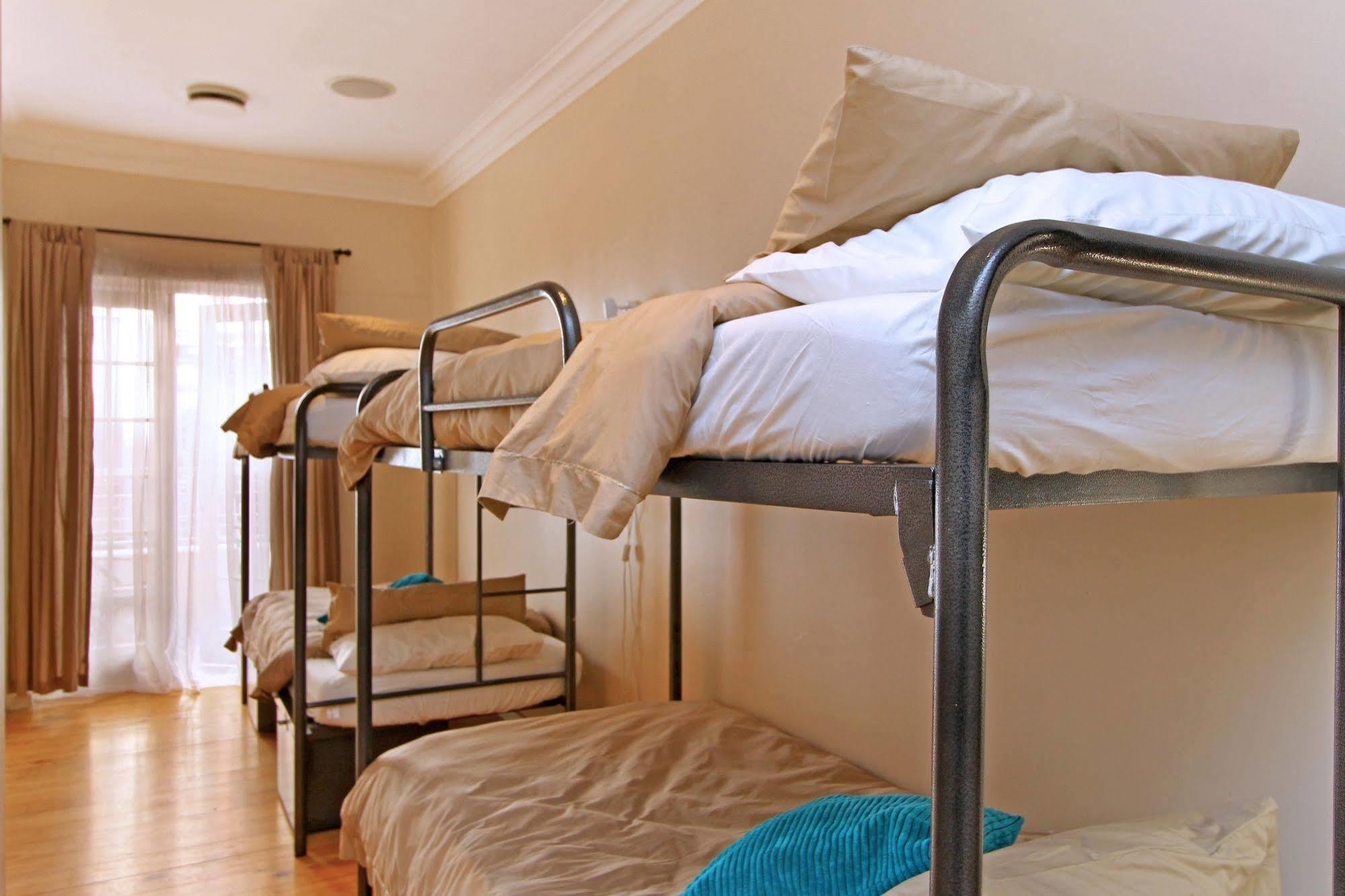 Forty8 Backpackers Hotel Le Cap Extérieur photo
